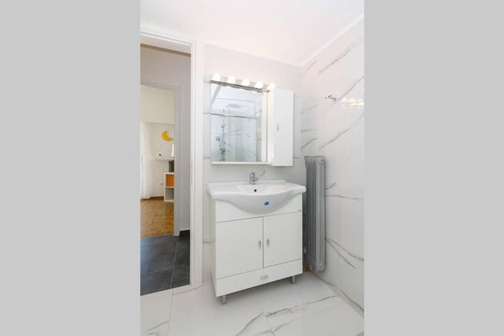Brand New Stylish 2 Bedroom Apartment أثينا المظهر الخارجي الصورة